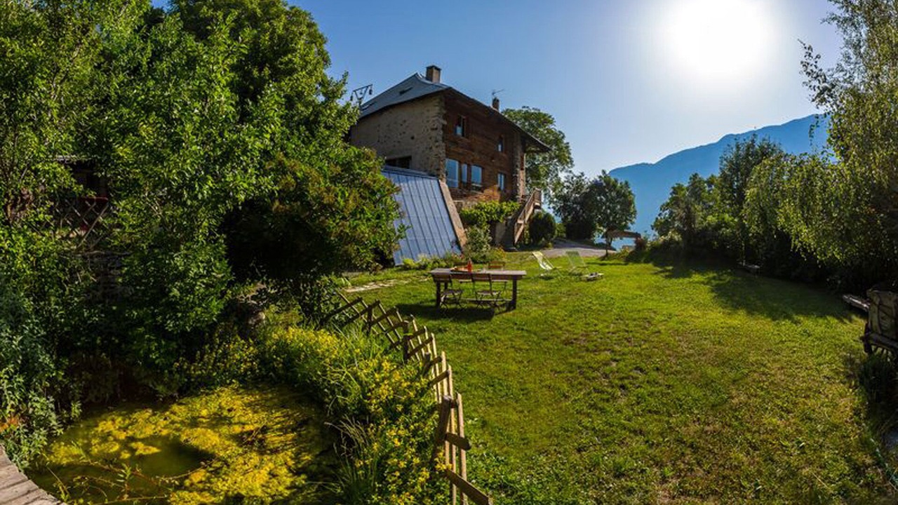 Photo of Outdoor in Chateauroux-les-Alpes