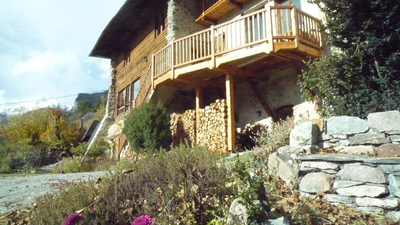 Photo of Outdoor in Chateauroux-les-Alpes