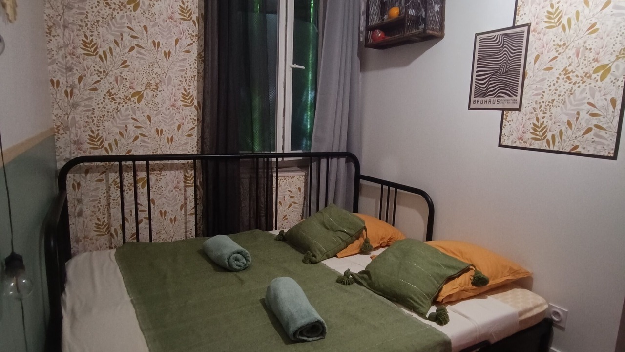 Photo of Bedroom in Orgon