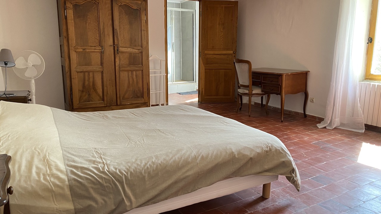 Photo of Bedroom in Bonnieux