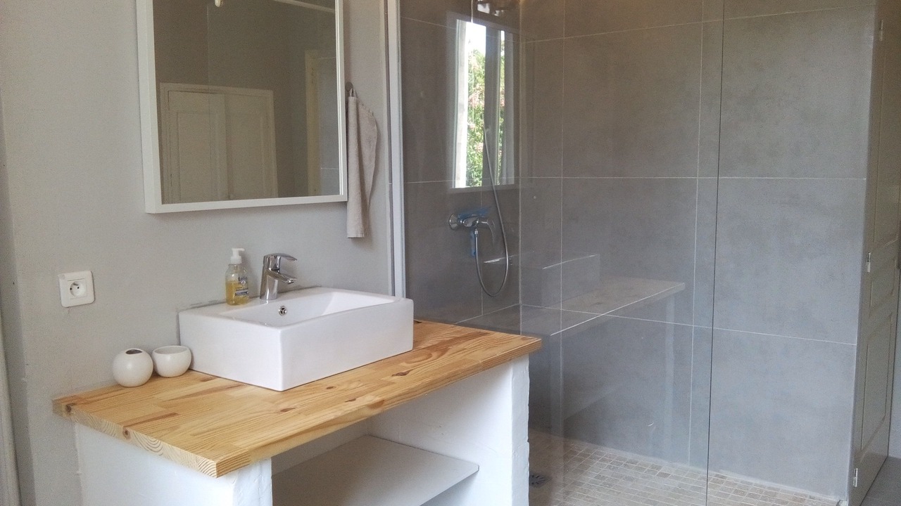 Photo of Bathroom in Bonnieux