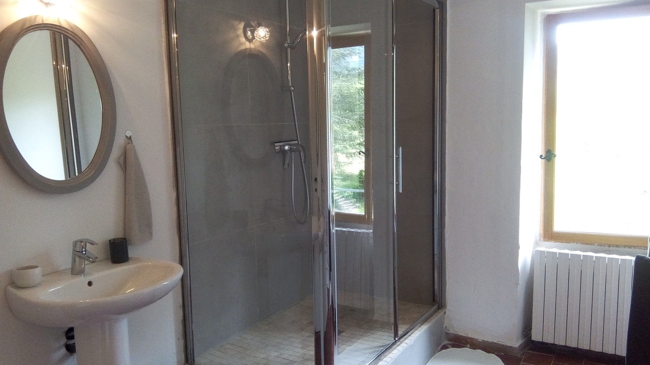 Photo of Bathroom in Bonnieux