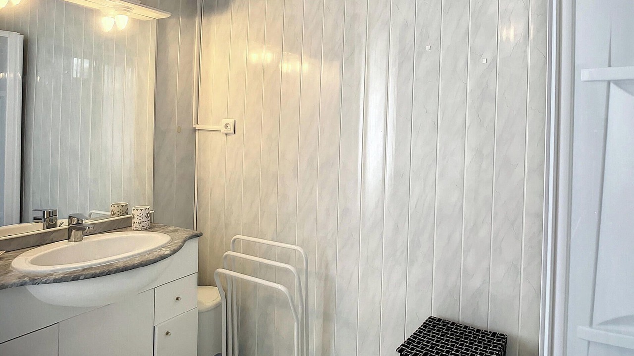 Photo of Bathroom in Lamalou-les-Bains