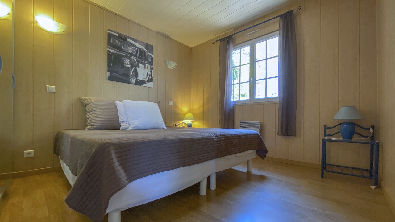 Photo of Bedroom in Gassin