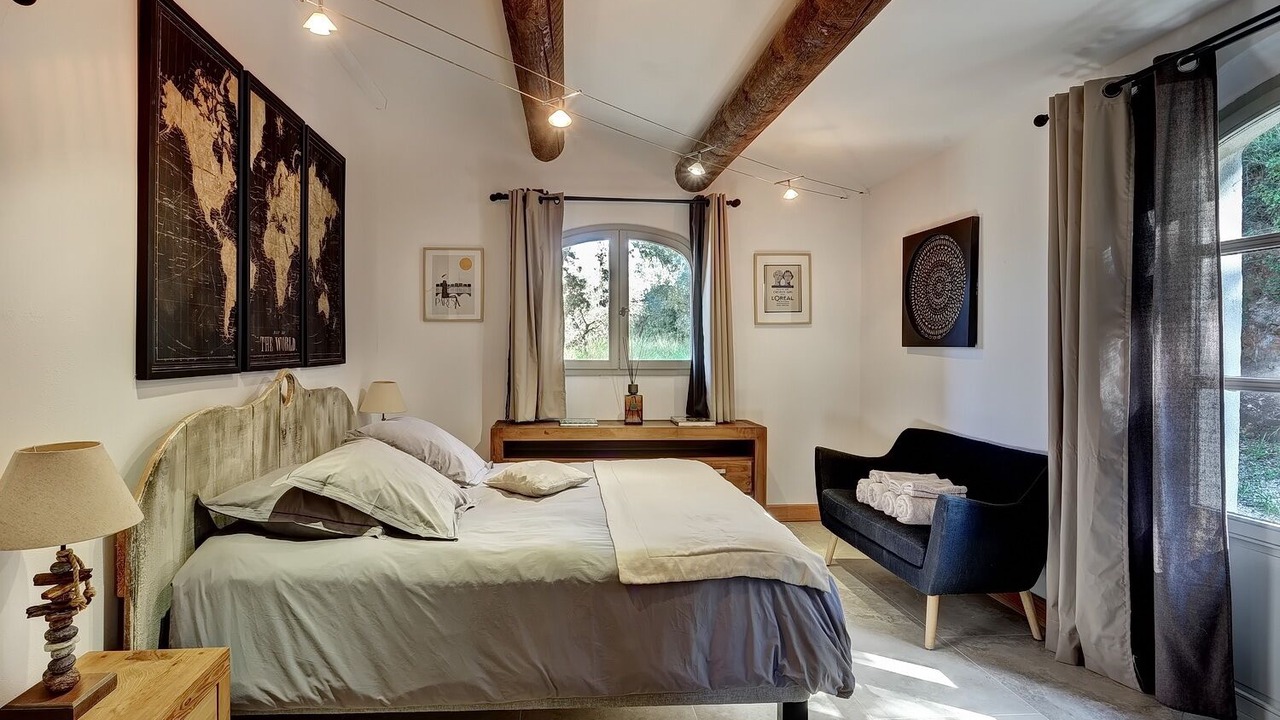 Photo of Bedroom in Arles