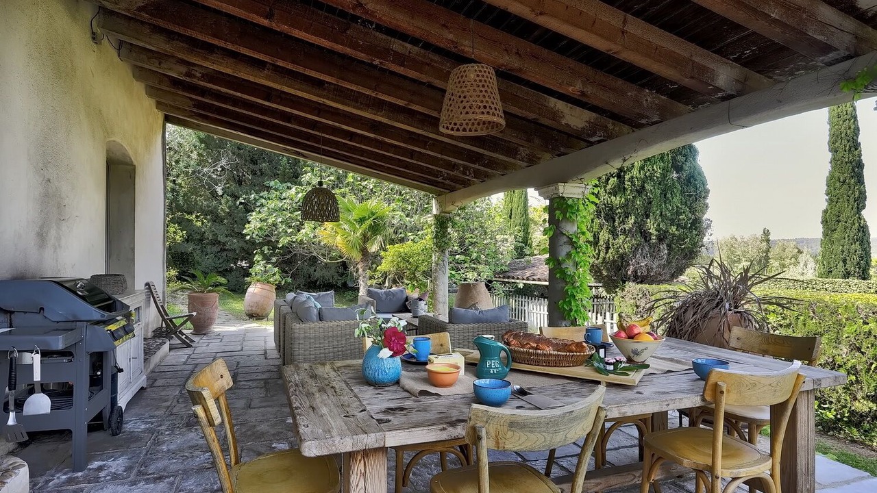 Photo of Outdoor in Arles