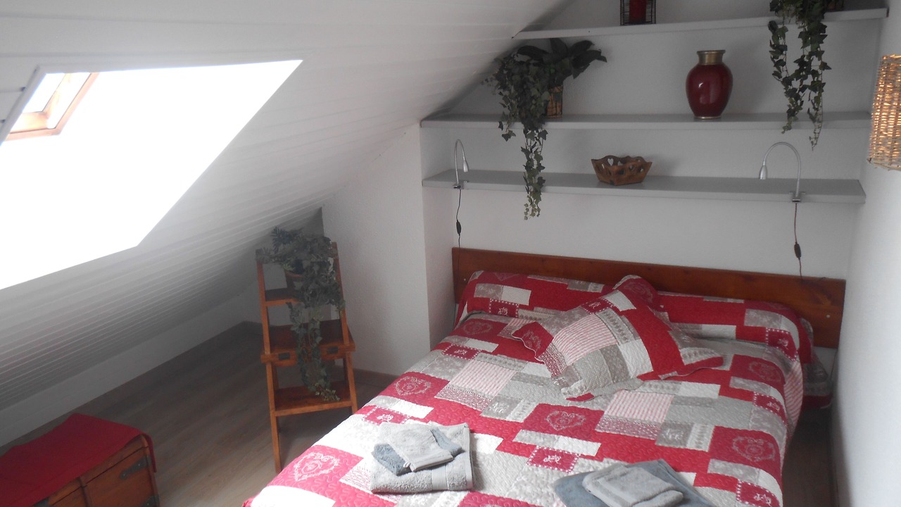 Photo of Bedroom in Faucon-de-Barcelonnette