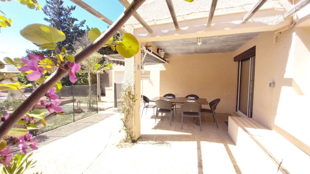 Photo of Outdoor in Saint-Pierre-la-Mer