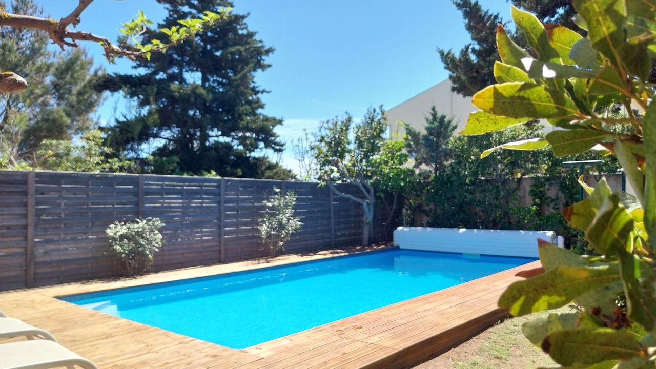 Photo of Outdoor in Saint-Pierre-la-Mer