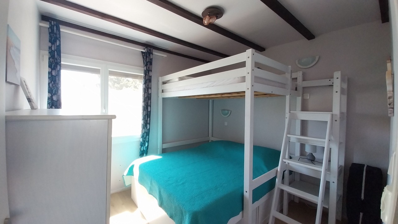 Photo of Bedroom in Saint-Pierre-la-Mer