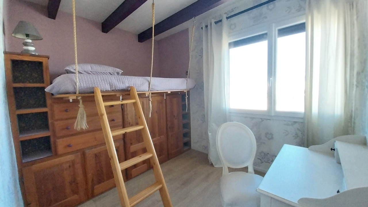 Photo of Bedroom in Saint-Pierre-la-Mer