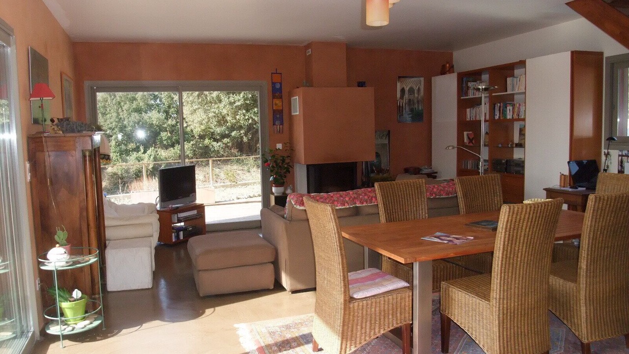 Photo of Livingroom in Saint-Come-et-Maruejols