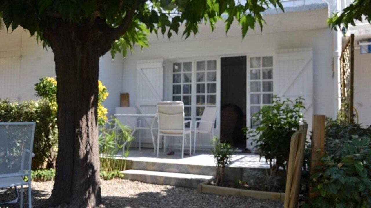 Photo of Patio Balcony in Saint-Pierre-la-Mer