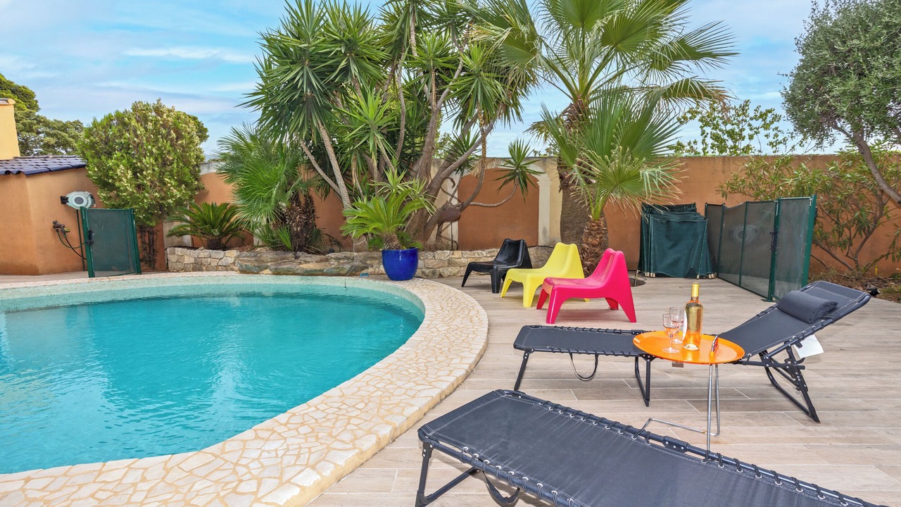 Photo of Outdoor in La Pomme