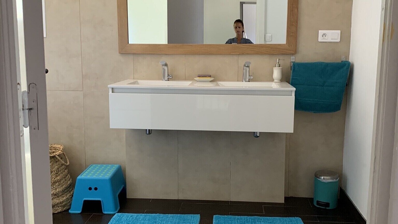 Photo of Bathroom in Eyragues