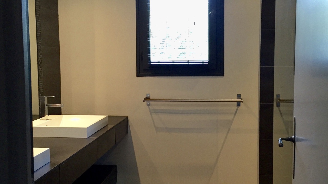 Photo of Bathroom in Eyragues