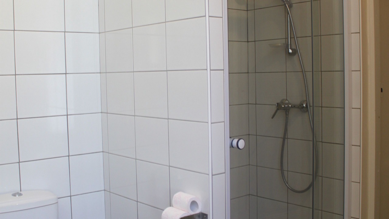 Photo of Bathroom in Faucon-de-Barcelonnette