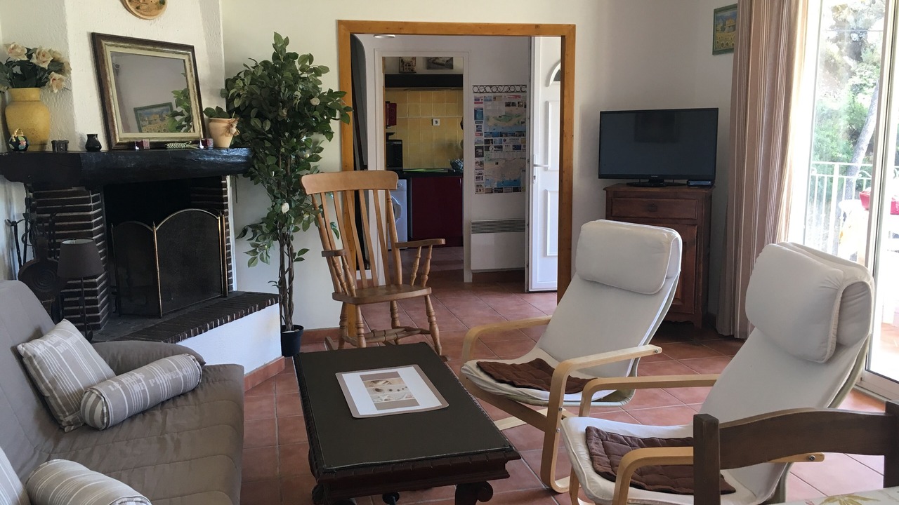 Photo of Livingroom in Ensues-la-Redonne