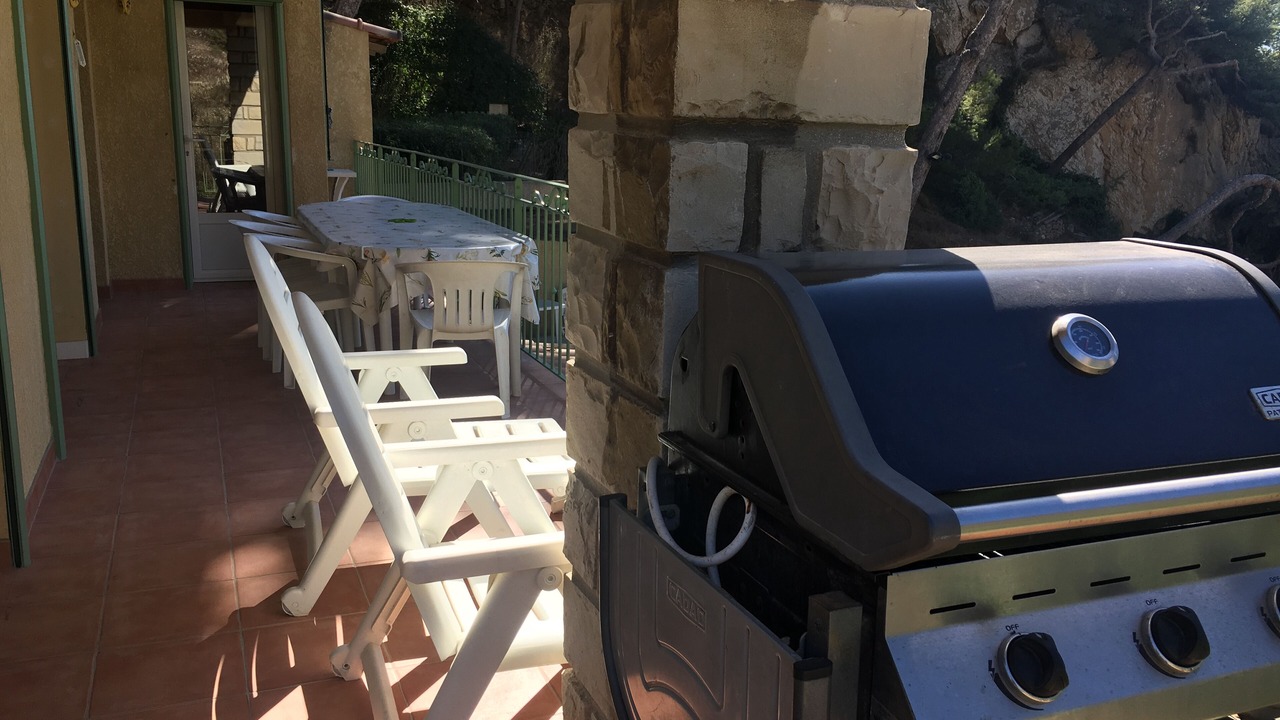 Photo of Outdoor in Ensues-la-Redonne