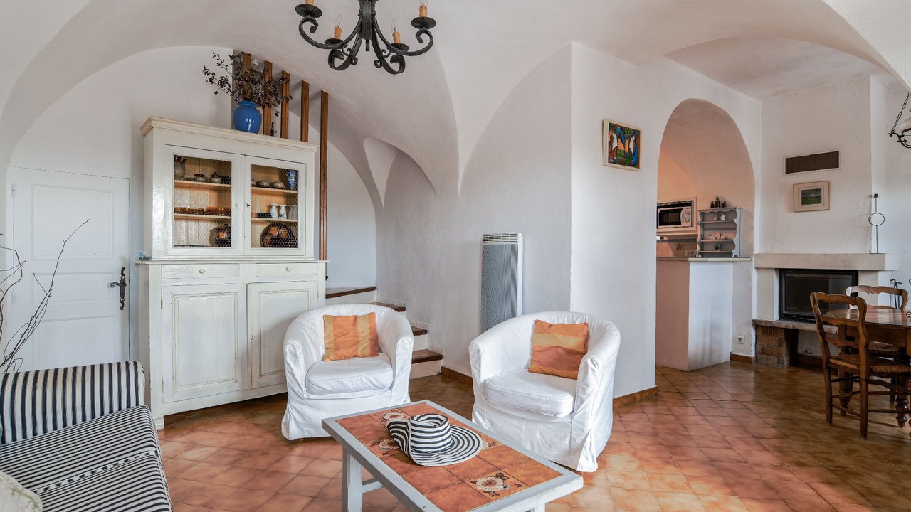 Photo of Livingroom in Peypin-d'Aigues