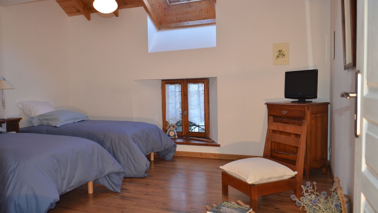 Photo of Bedroom in Molines-en-Queyras