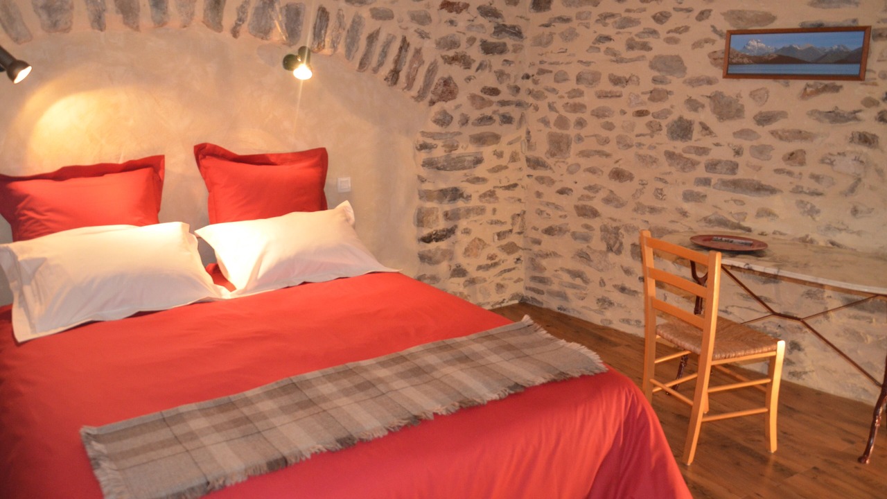 Photo of Bedroom in Molines-en-Queyras