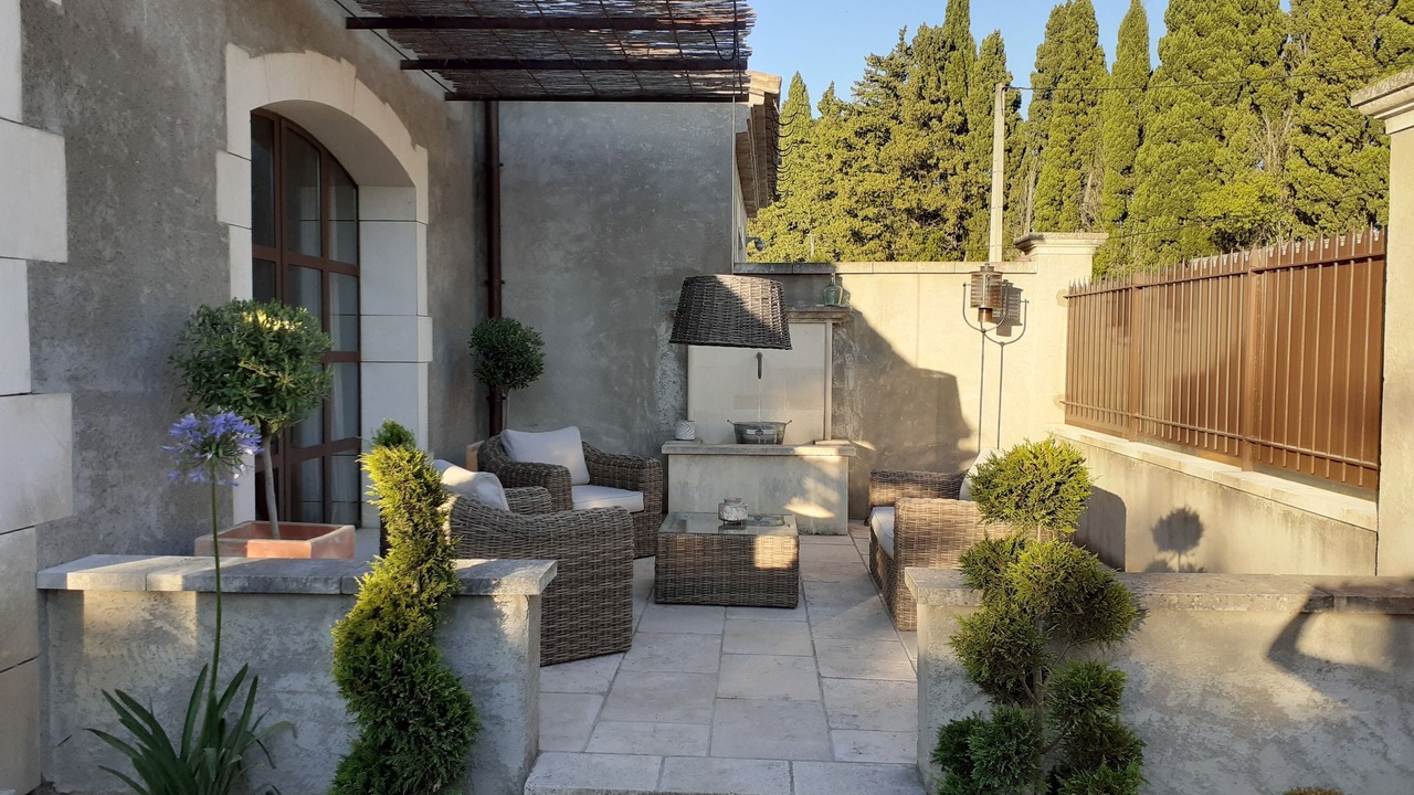 Photo of Patio Balcony in St.-Remy-de-Provence