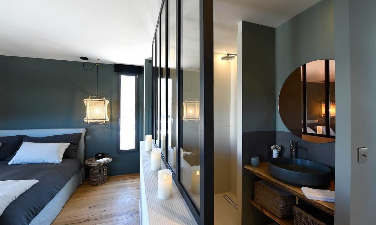 Photo of Bedroom in Villeneuve-les-Avignon