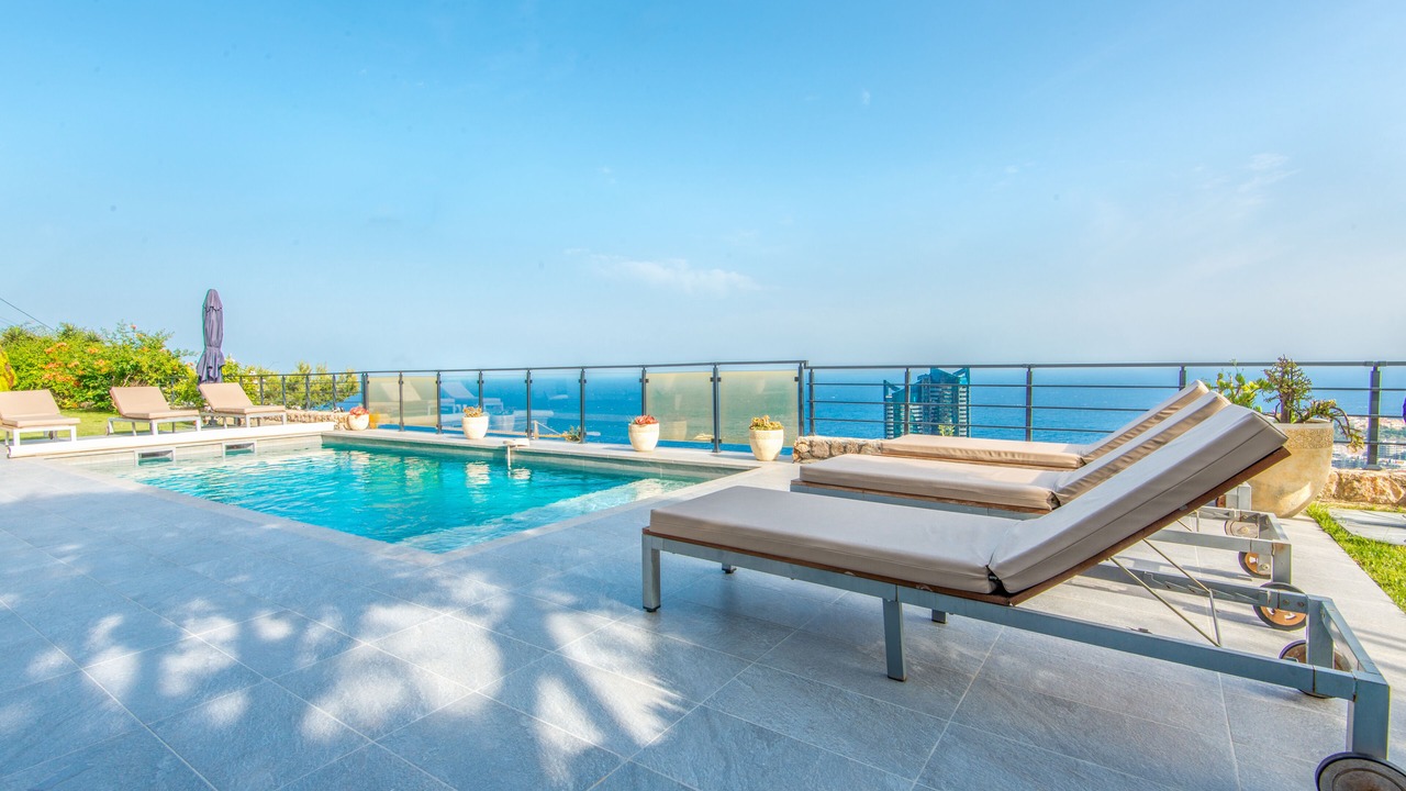 Photo of Outdoor in Beausoleil