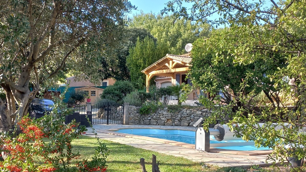Photo of Outdoor in La Roquebrussanne
