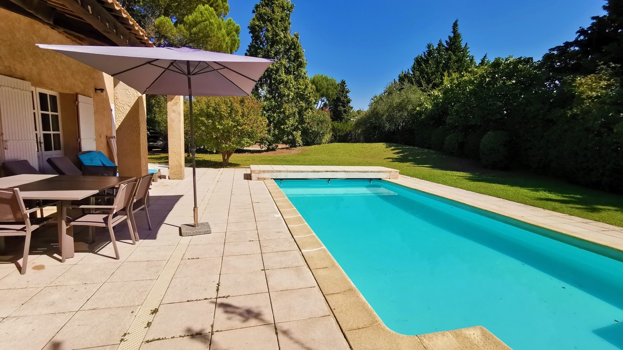 Photo of Outdoor in Eguilles