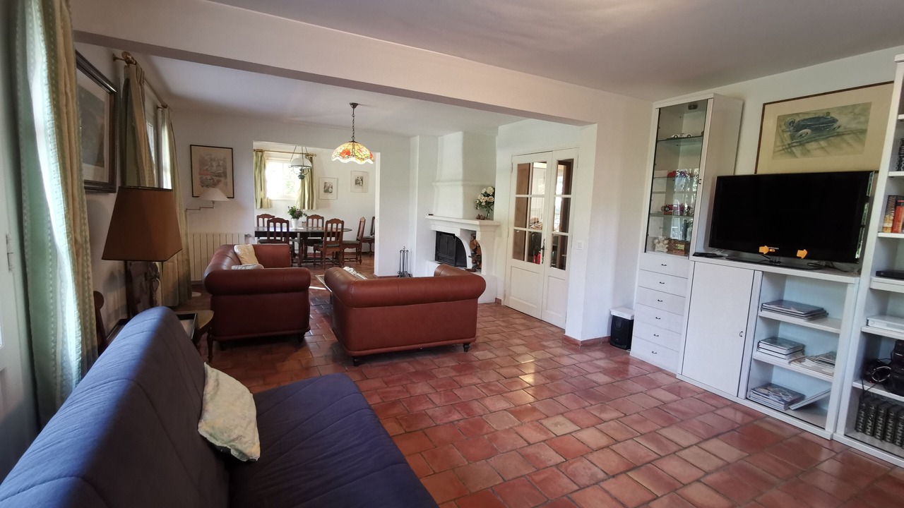 Photo of Livingroom in Eguilles