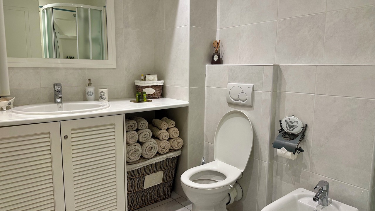 Photo of Bathroom in Old Town