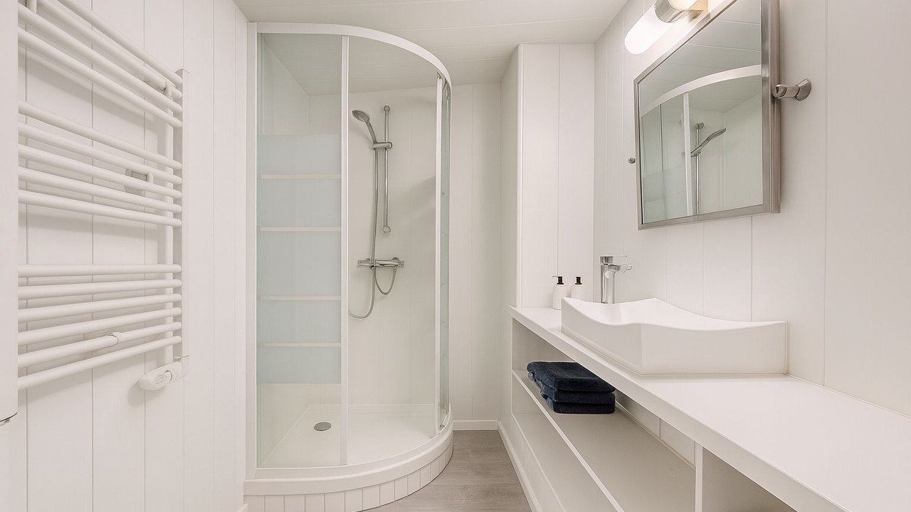Photo of Bathroom in 8th Arrondissement