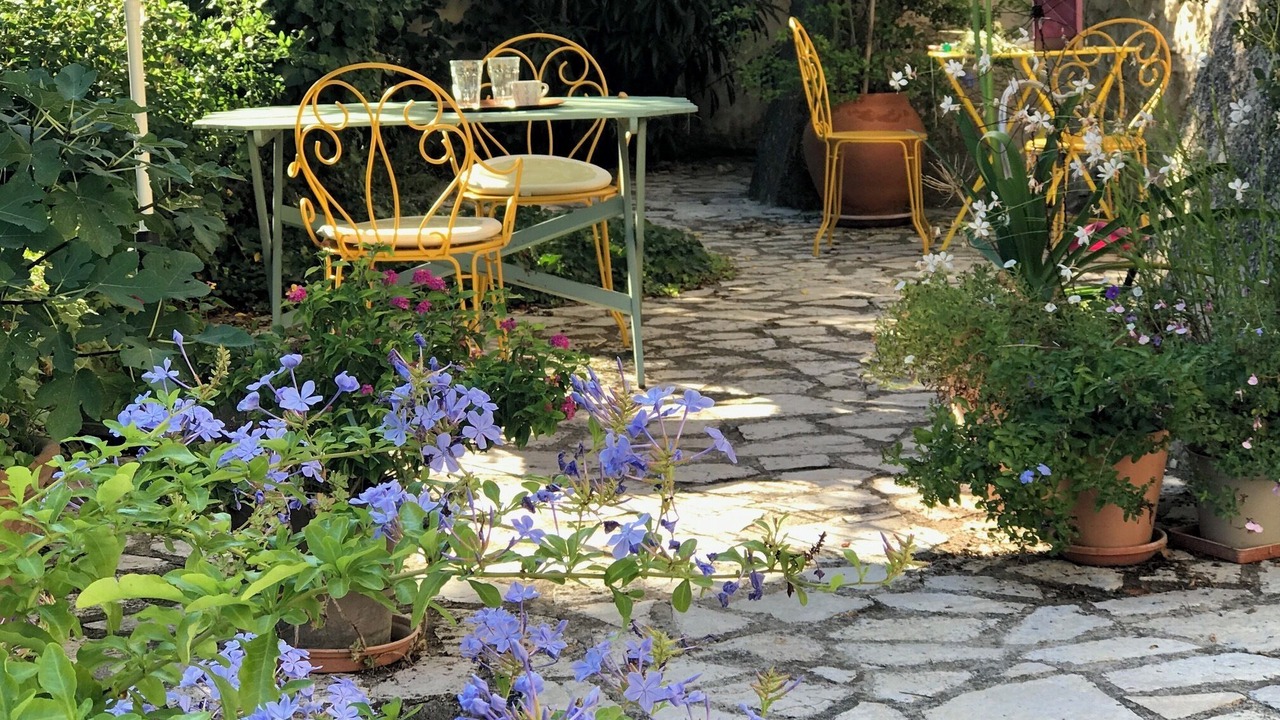 Photo of Outdoor in Orgon
