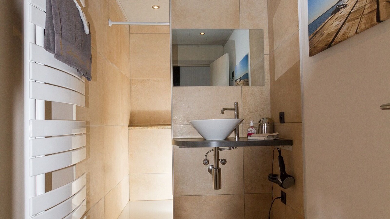 Photo of Bathroom in Marseillan