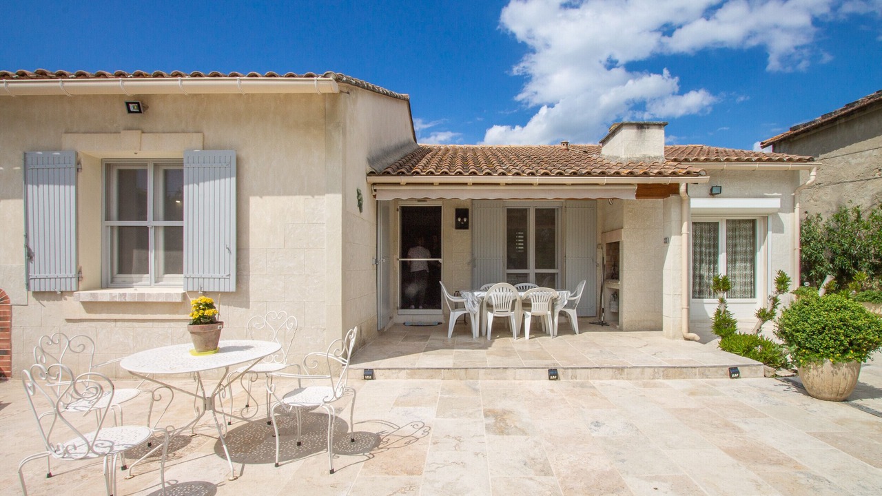 Photo of Outdoor in Maillane