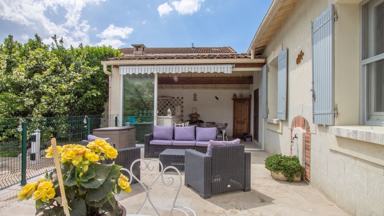 Photo of Patio Balcony in Maillane