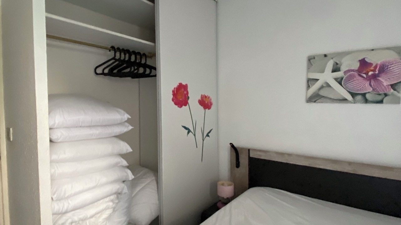 Photo of Bedroom in Sete
