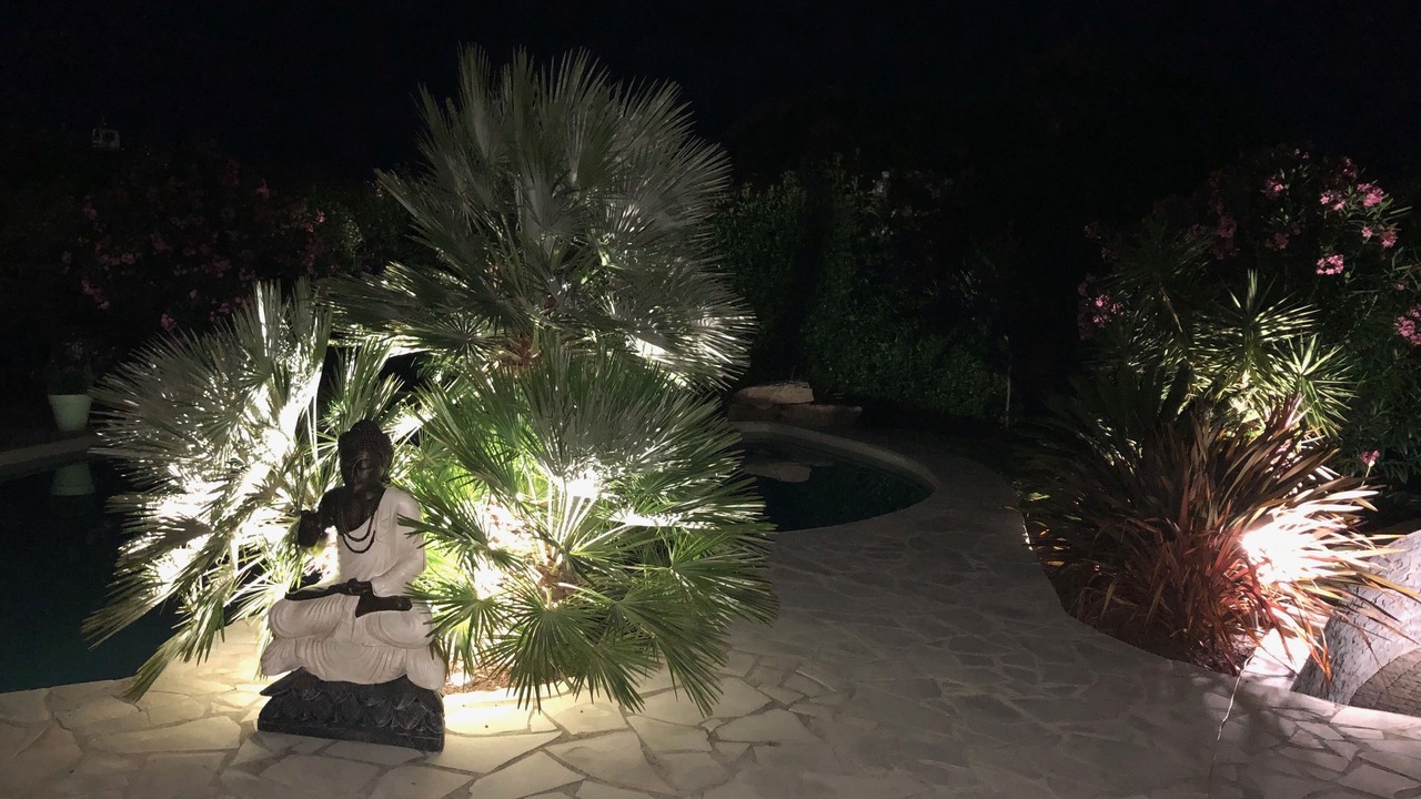 Photo of Outdoor in Ensues-la-Redonne