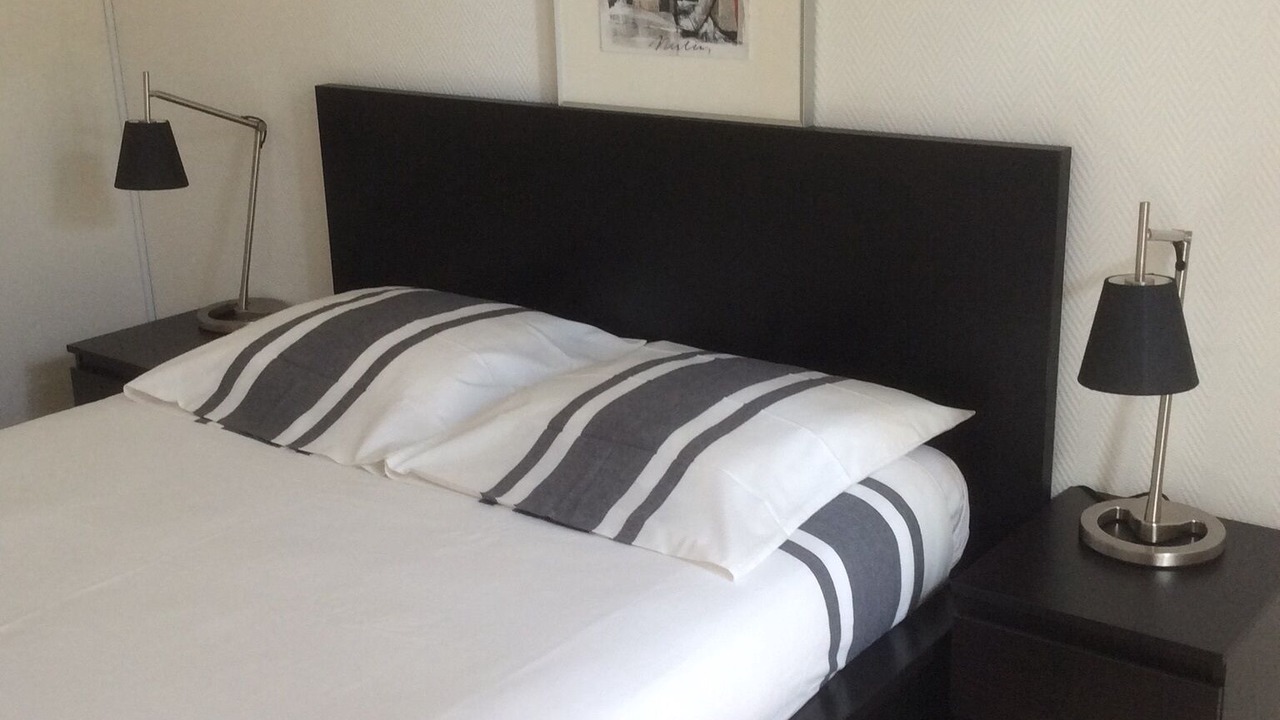 Photo of Bedroom in Ensues-la-Redonne