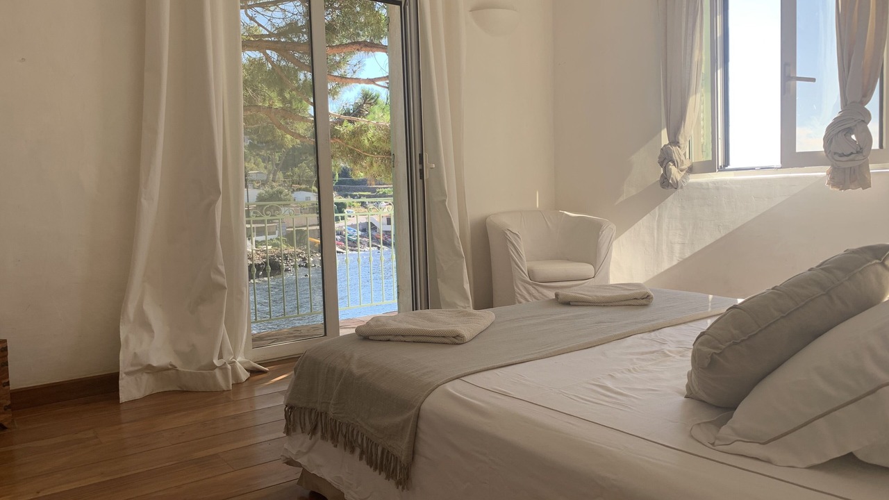 Photo of Bedroom in Carqueiranne