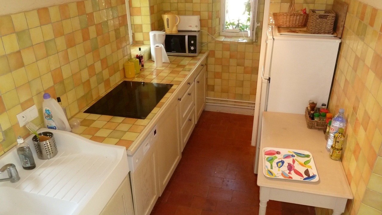 Photo of Kitchen in Sainte-Maxime City Centre