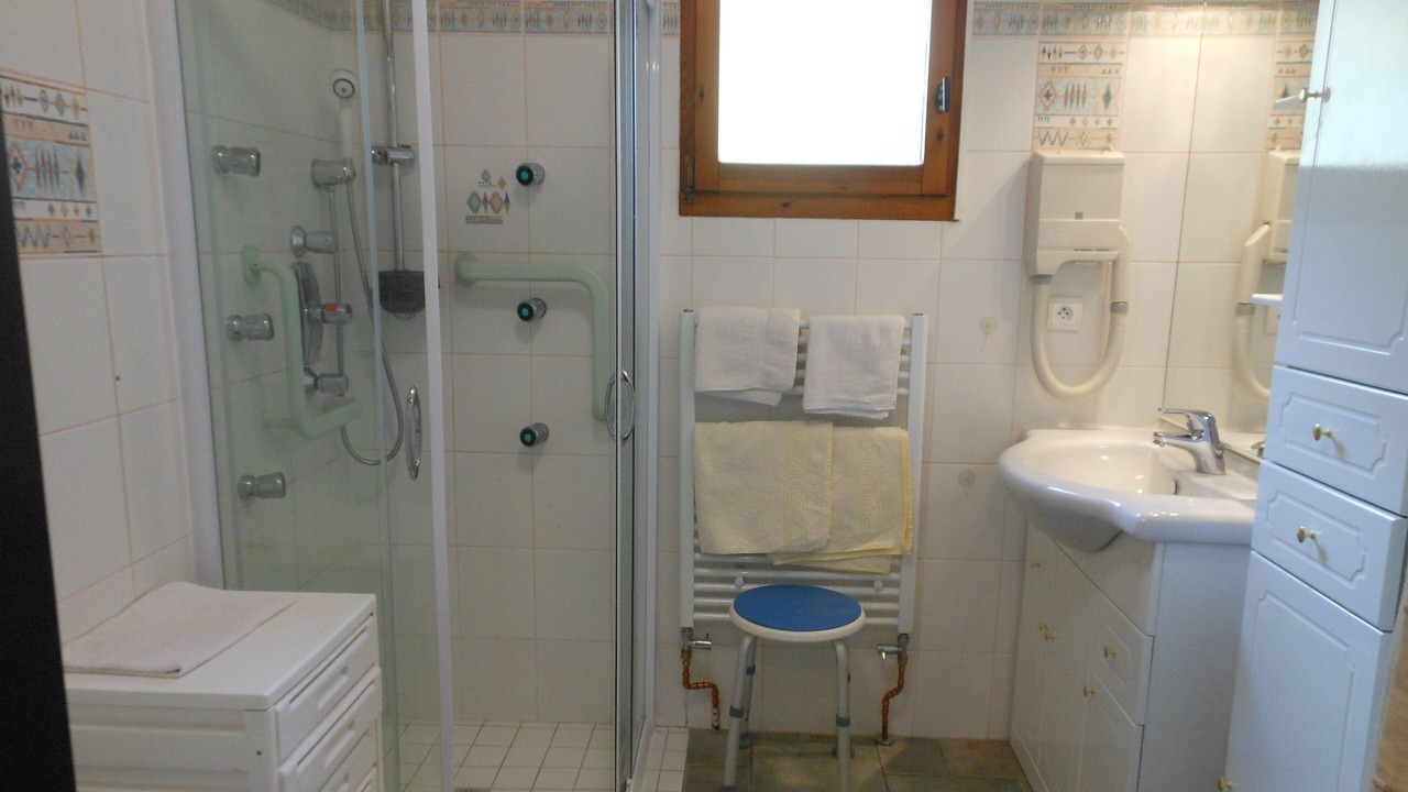 Photo of Bathroom in Vallouise