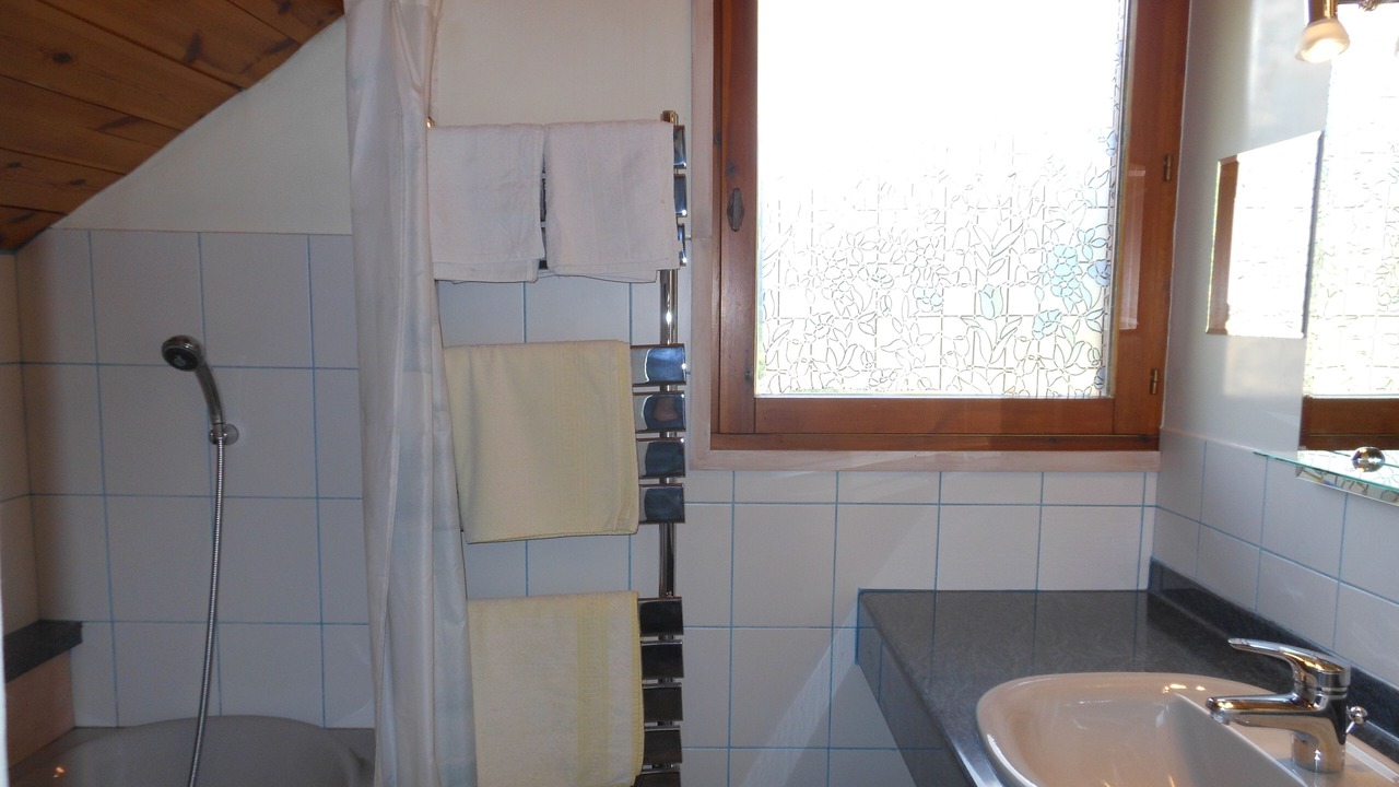 Photo of Bathroom in Vallouise