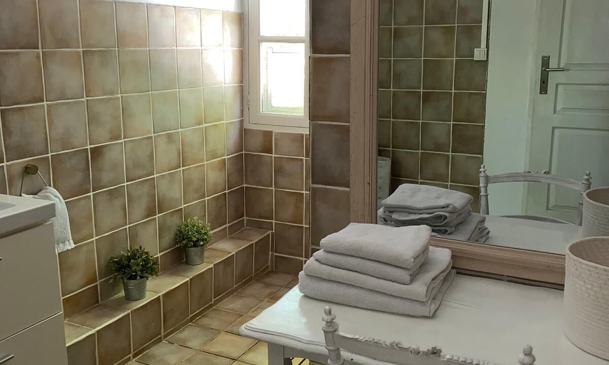 Photo of Bathroom in Saintes-Maries-de-la-Mer