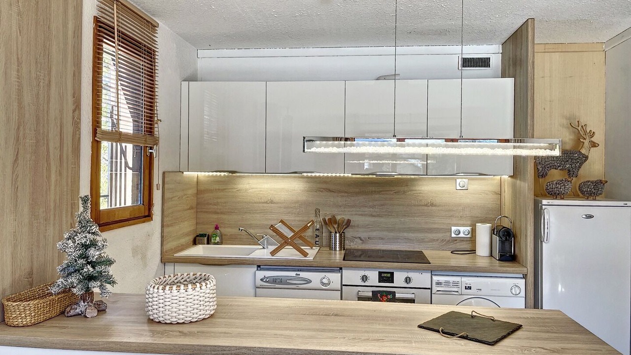 Photo of Kitchen in Saint-Etienne-de-Tinee