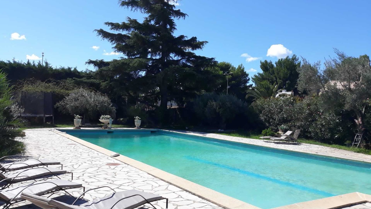 Photo of Outdoor in Istres