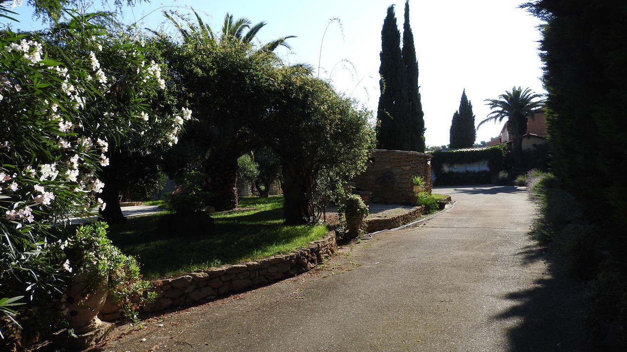 Photo of Outdoor in Istres