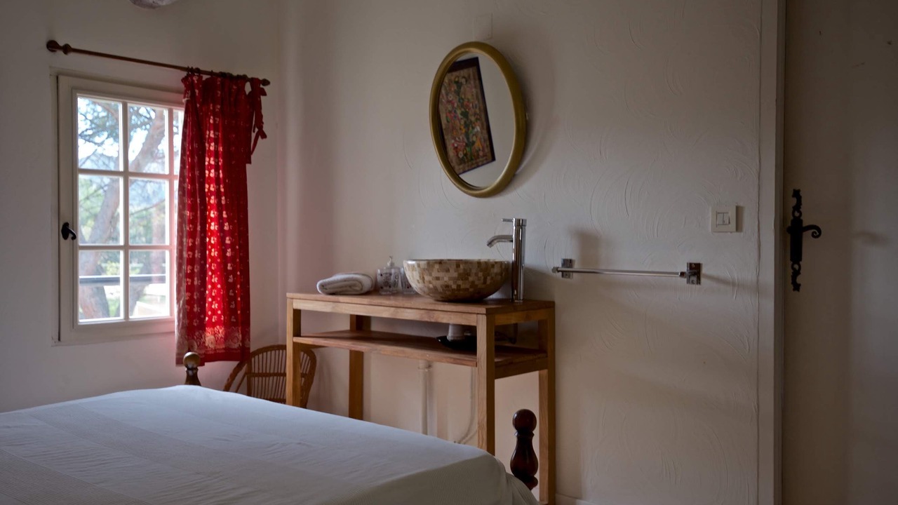 Photo of Bedroom in Eygalieres